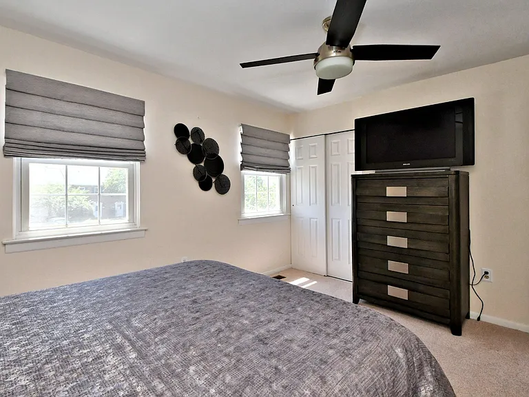 615 Piedmont Ct — Photo 24