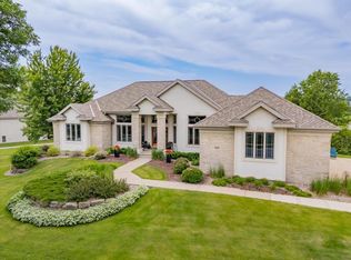 802 Hidden Cave Rd, Madison, WI 53717