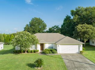 9240 N Alpinia Dr, Citrus Springs, FL 34434