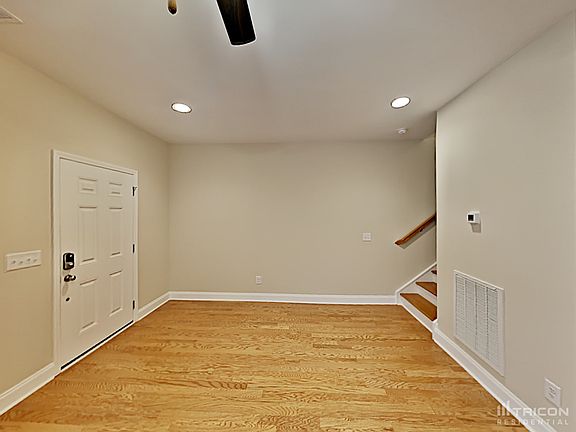 3rd image of 311 Carellton Dr