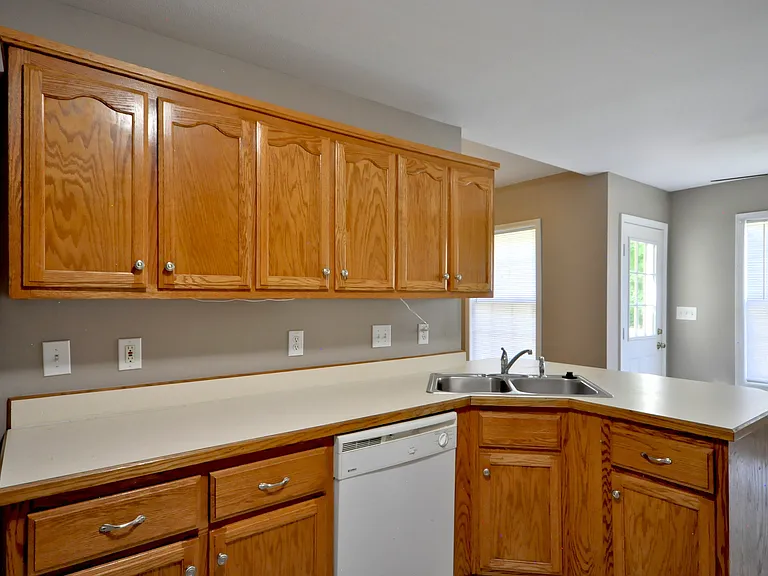 3291 S Senseney Cir — Photo 11