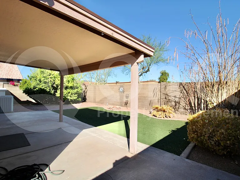 208 W Jasper Dr — Photo 24