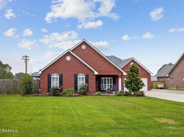 108 Oaktree Ln, Rayne, LA 70578