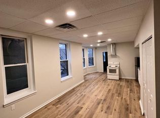 19 N 4th St #2R, Harrisburg, PA 17101