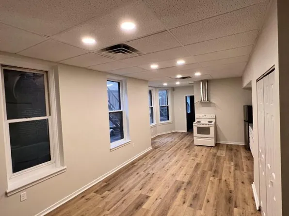 19 N 4th St #2R, Harrisburg, PA 17101