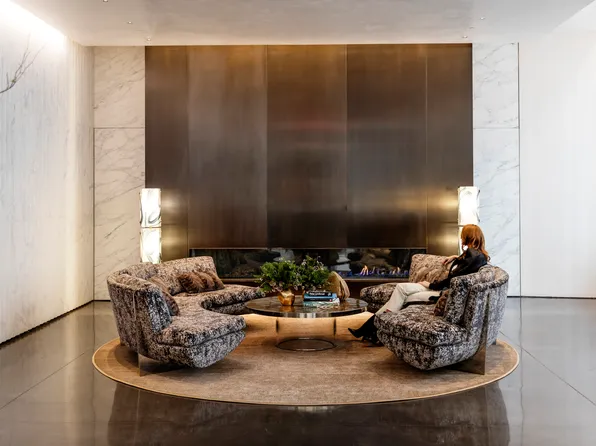 100 East 53rd Street image 13 of 22