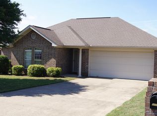 2180 Nature Trl, Conway, AR 72032