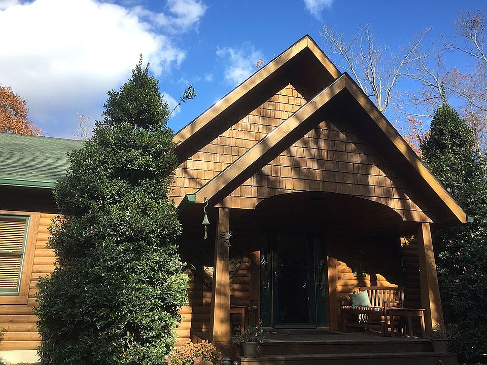 1st image of 650 Faircrest Ln