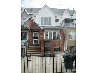 8817 Bay 16th Street in Bath Beach