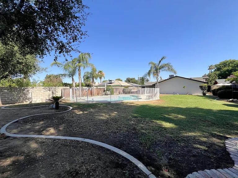 7415 Hooper Ave — Photo 30