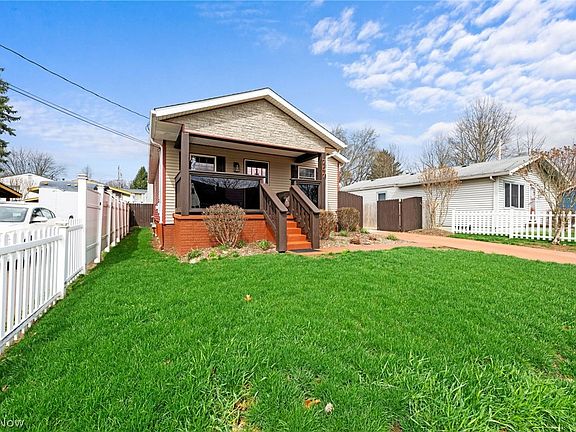 3rd image of 757 Independence Ave