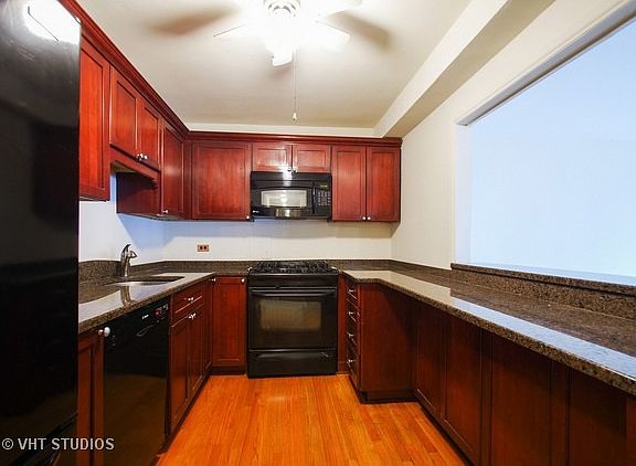 5th image of 5801 N Sheridan Rd APT 15E