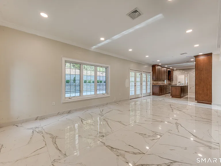 171 Oregon Rd — Photo 11