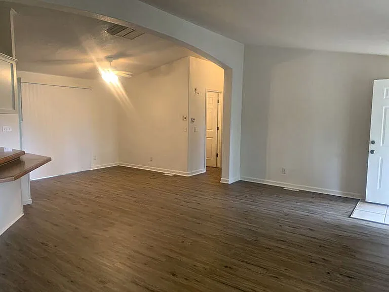 2700 Jay Rd — Photo 3