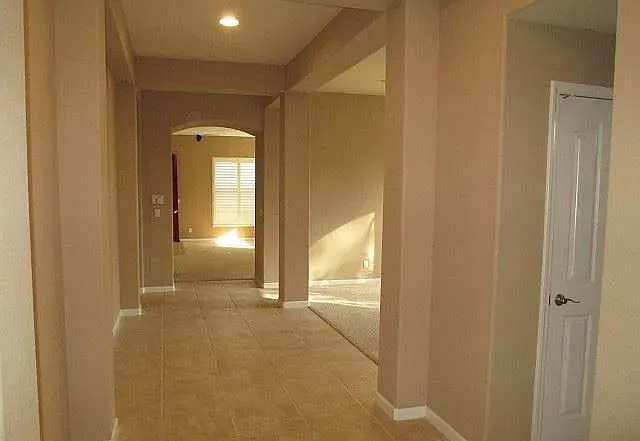 225 Rock Creek Ct — Photo 2