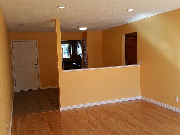 2nd image of 2588 S 900 E APT 36