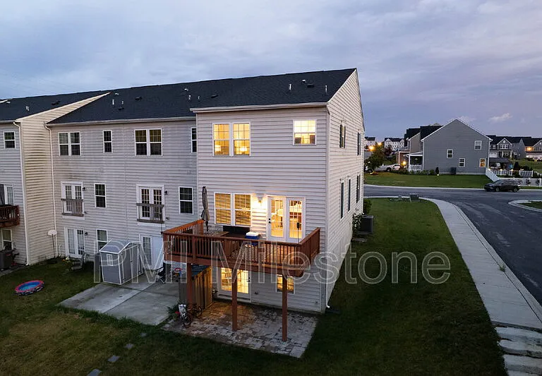 367 Ontario Dr #FALLING WATERS — Photo 72