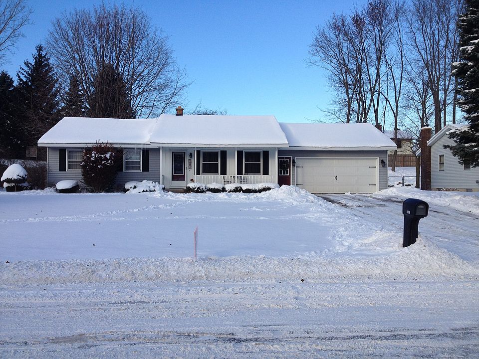 1st image of 1087 72nd St SE