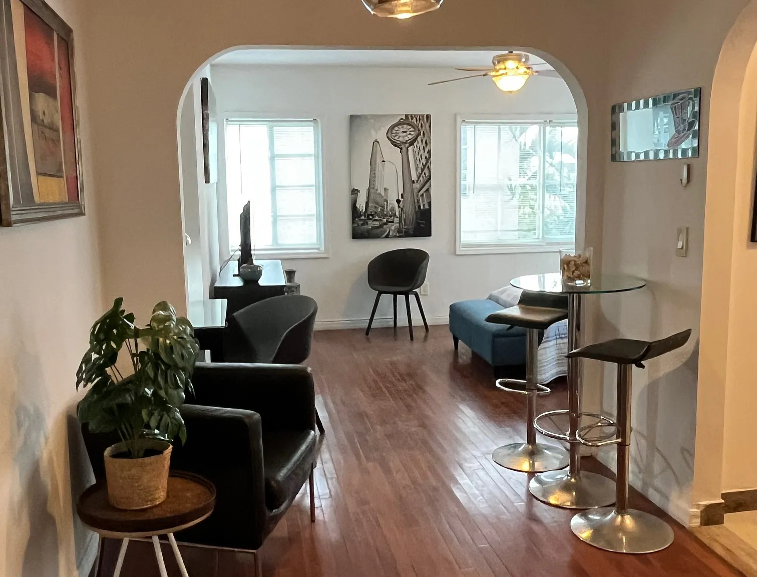 Studio, 600 sqft, $1,850 — Photo 3