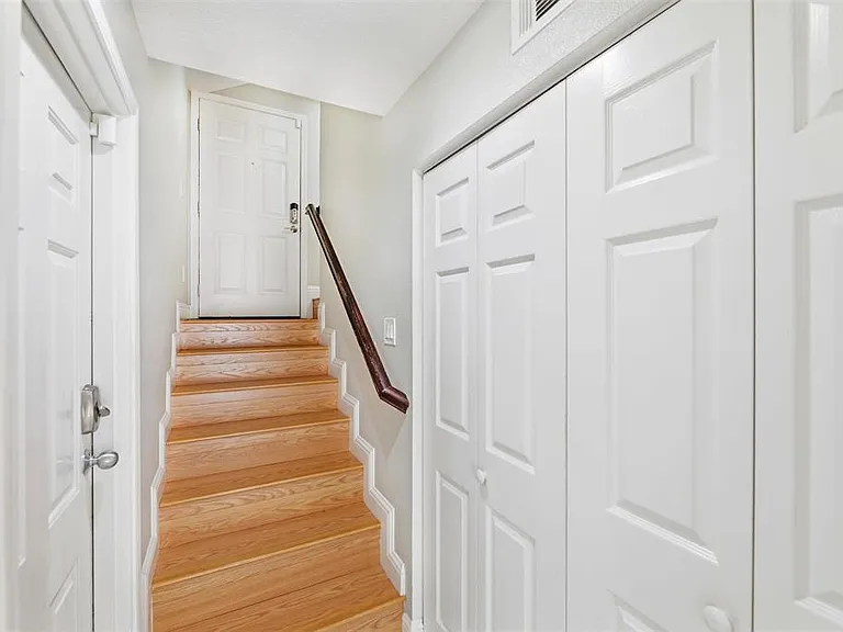 895 Inspiration Pl — Photo 11