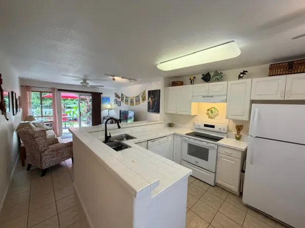 75-6081 Alii Dr APT O103, Kailua Kona, HI 96740