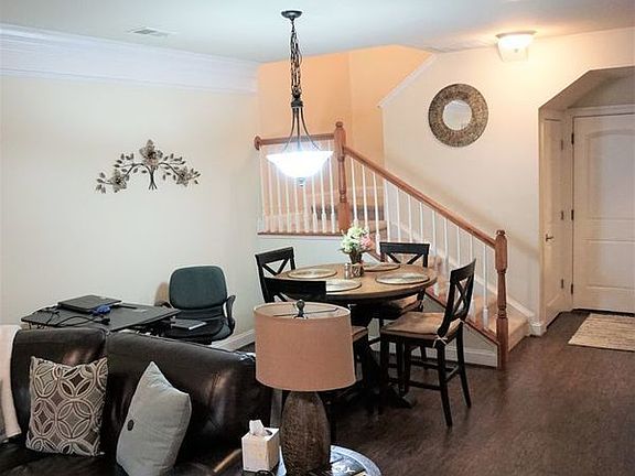 5th image of 2137 Abbottsbury Way Unit 496