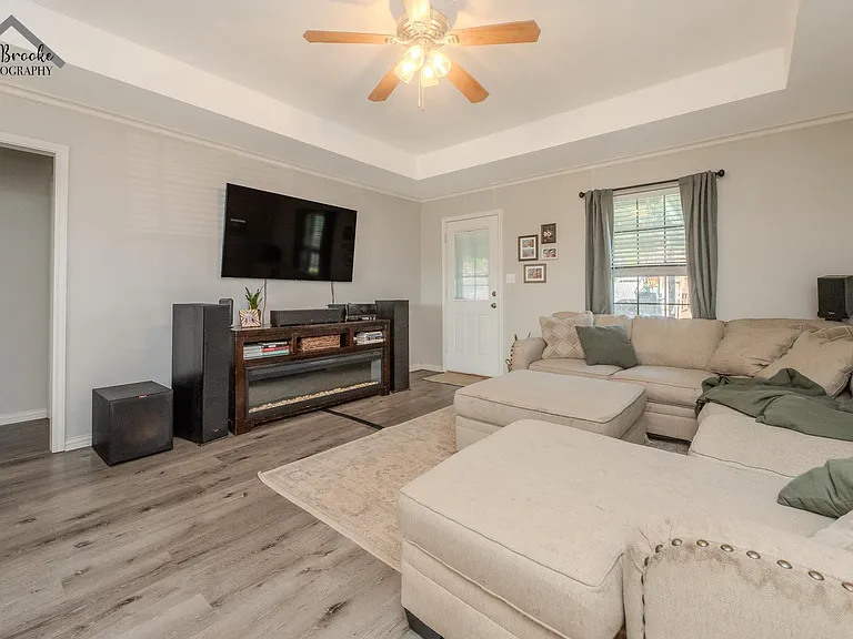 1505 City View Dr — Photo 14