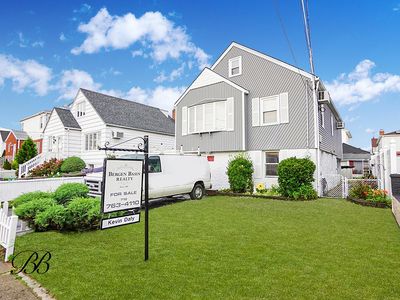 162-33 95th St, Howard Beach, NY, 11414