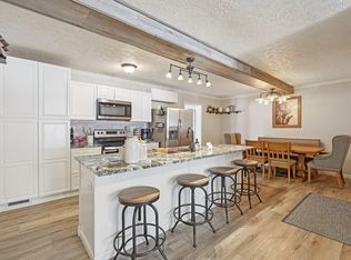 235 N Oak St, London, OH 43140