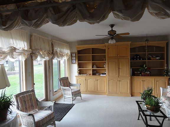 4th image of 4134 Harvey Dr