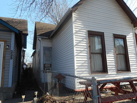 2nd image of 225 McKim Ave