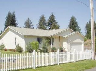 208 S Hubbard Ave, Yacolt, WA