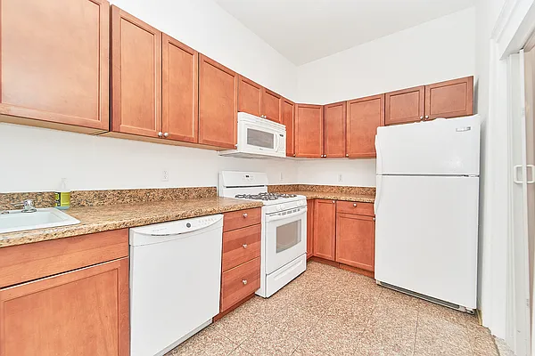 Rented by Compass | media 4