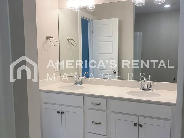 216 Creek Run Way — Photo 12