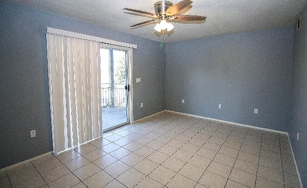 1500 Lake Shore Dr #201 — Photo 3