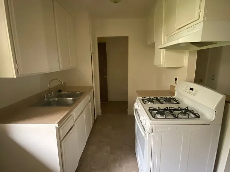 10655 Sherman Grove Ave — Photo 5