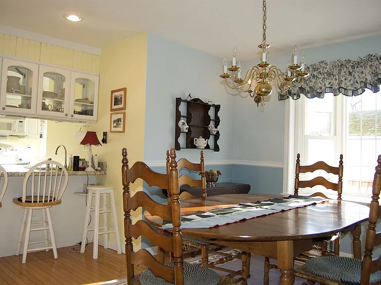 10 Power Ave — Photo 15