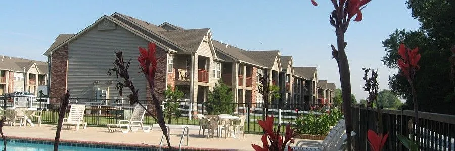 Autumn Brooke Apartments — Photo 3