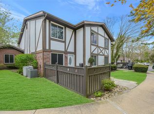 273 Birchwood Rd, Medford, NY 11763