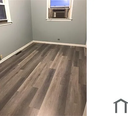 27W029 Oak St — Photo 5