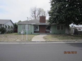 8032 19th St, Westminster, CA 92683