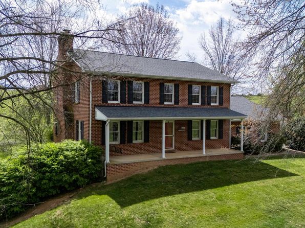 1699 Mill Creek Xrds, Luray, VA 22835
