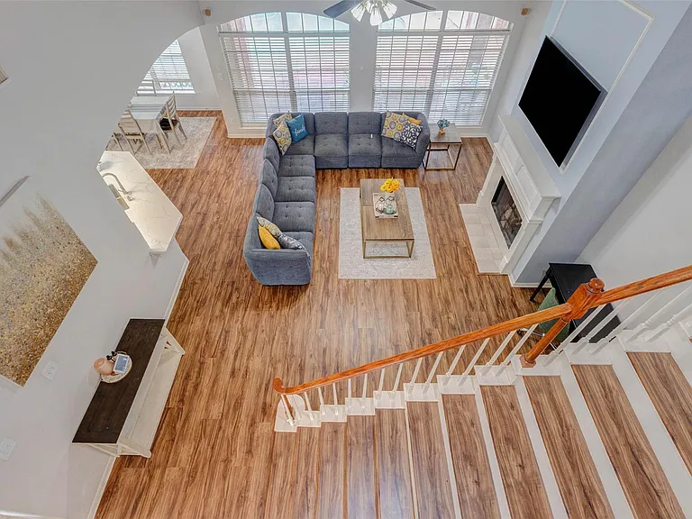 1606 Barrington Hills Ln — Photo 43