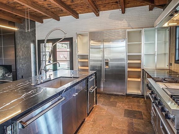 Kitchen 5