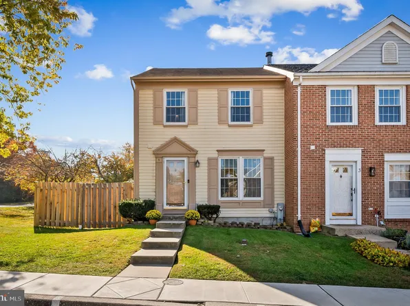 1 Donn Ct, Perry Hall, MD 21128