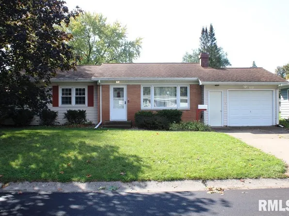 618 32nd Ave, East Moline, IL 61244