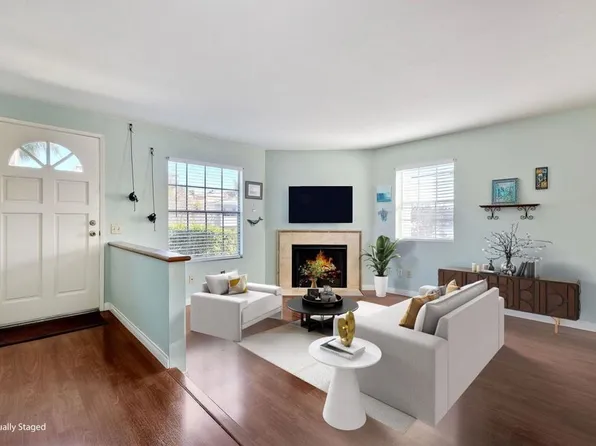 1373 Oliver Ave APT D, San Diego, CA 92109