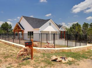 2 Cherokee Trl, Wimberley, TX 78676