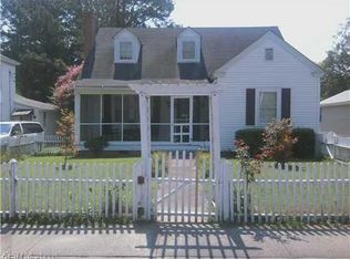 203 Wilson Ave, Wakefield, VA 23888
