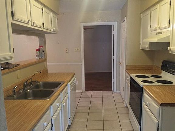 4th image of 836 Pine Mountain Dr
